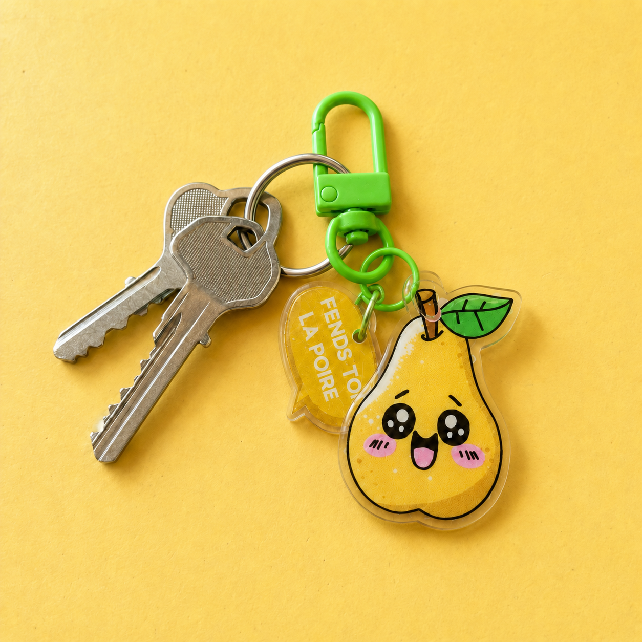 Porte clé-Bijoux de sac AVEC TOI JE ME FENDS LA POIRE.Porte-clés poire kawaii – Je me fends la poire | Joxy